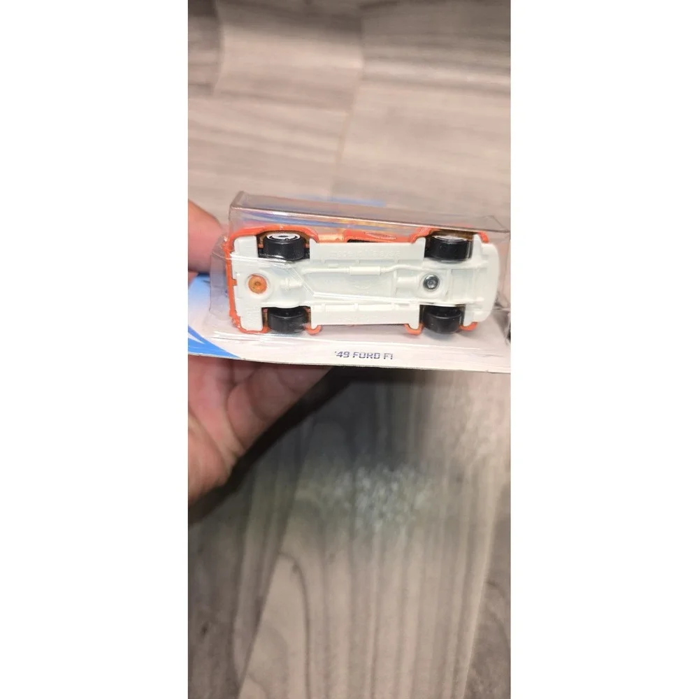 Hot Wheels '49 Ford F1-HW Rod Squad